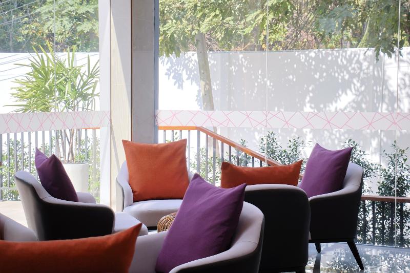 TARA Bangkok Riverside - Lobi