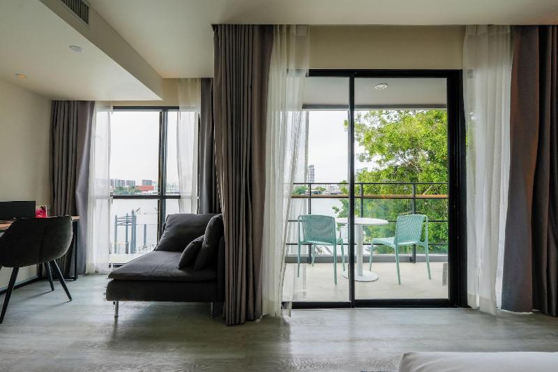 TARA Bangkok Riverside - Oda