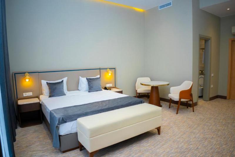 Port Marine Hotel - Oda