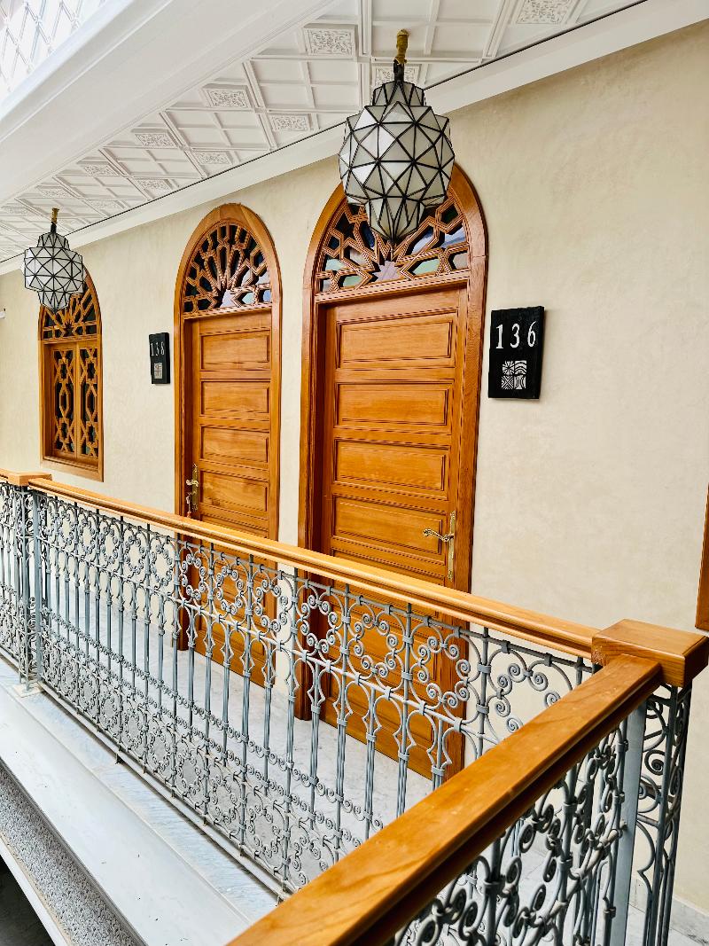 Riad Tislite - Genel