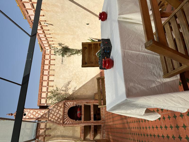 Riad Tislite - Genel