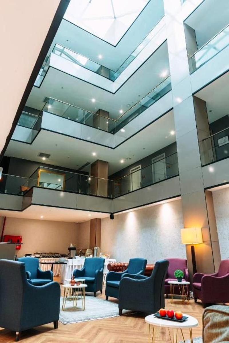 Congress Hotel - Lobi