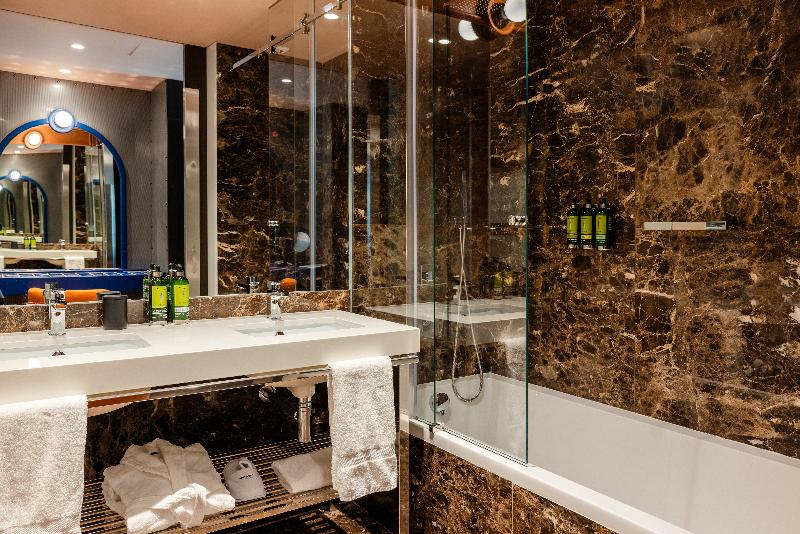 Cenica Porto Hotel, Curio Collection By Hilton - Oda