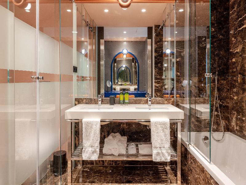 Cenica Porto Hotel, Curio Collection By Hilton - Oda