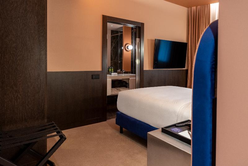 Cenica Porto Hotel, Curio Collection By Hilton - Oda