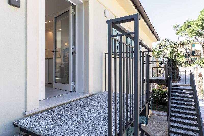 Alaxia Exclusive Apartments - Lobi