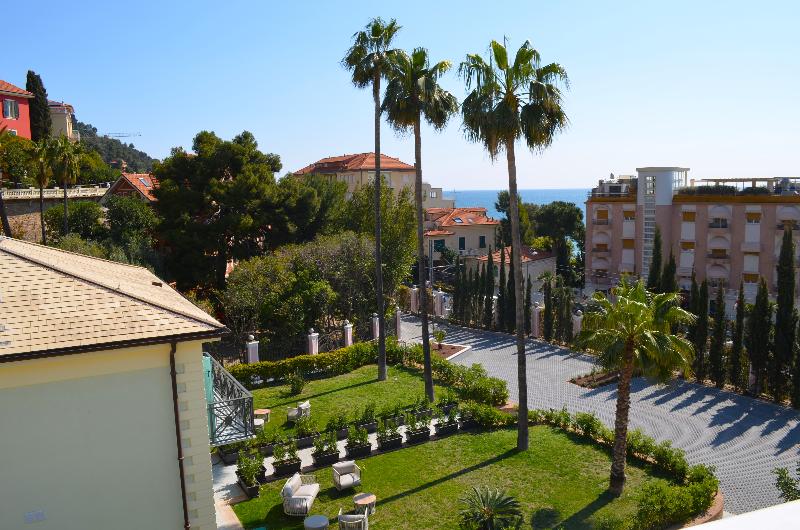 Alaxia Exclusive Apartments - Genel