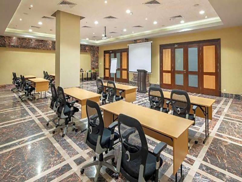 Park Inn By Radisson Makkah Thakher Algharbi - Toplantı