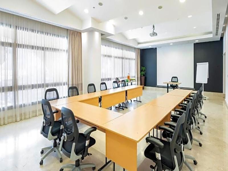 Park Inn By Radisson Makkah Thakher Algharbi - Toplantı