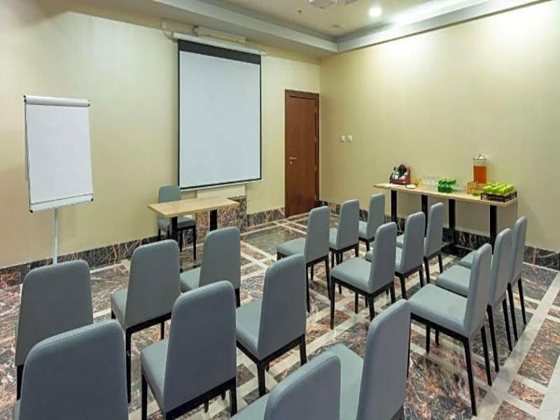 Park Inn By Radisson Makkah Thakher Algharbi - Toplantı