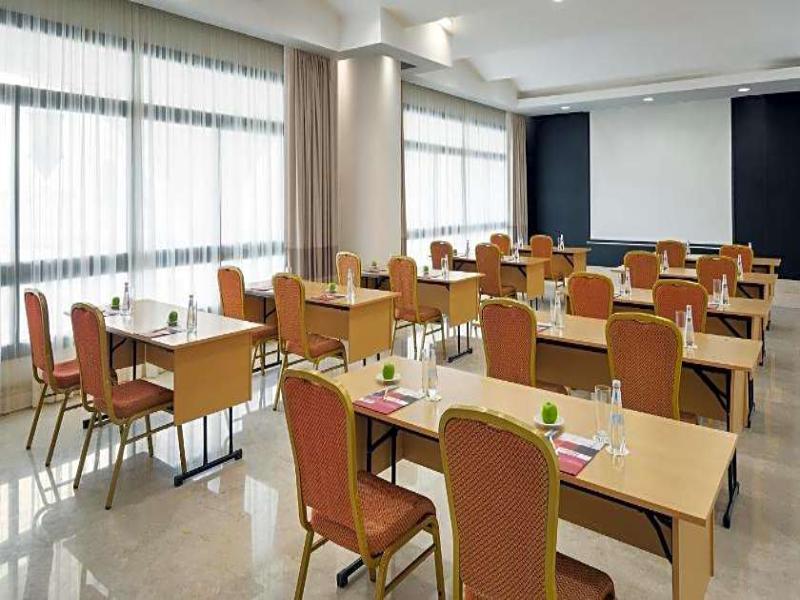 Park Inn By Radisson Makkah Thakher Algharbi - Toplantı