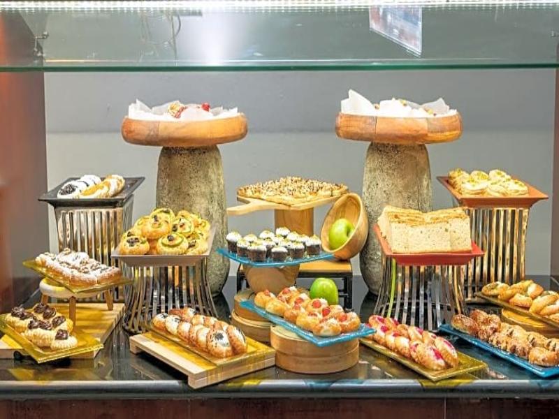 Park Inn By Radisson Makkah Thakher Algharbi - Restoran