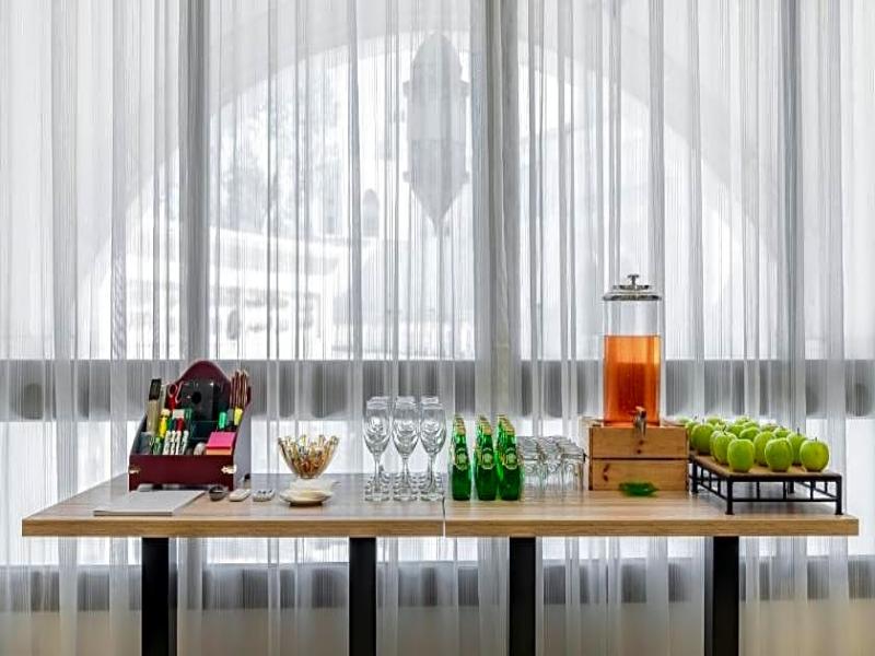 Park Inn By Radisson Makkah Thakher Algharbi - Restoran
