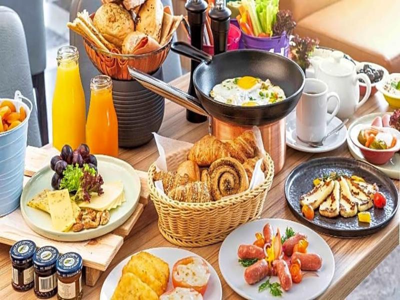 Park Inn By Radisson Makkah Thakher Algharbi - Restoran