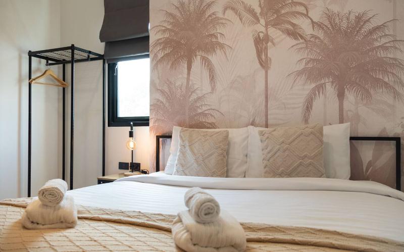 Mitsu Guesthouse, Karon Beach - Oda