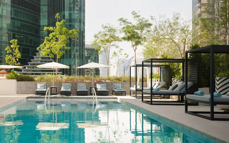 Me Dubai Residences By Melia - Havuz