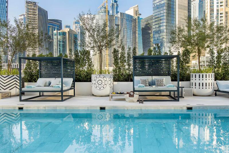 Me Dubai Residences By Melia - Havuz
