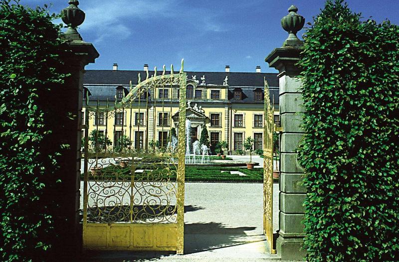 H+ Hotel Hannover - Genel