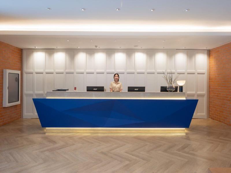 Blue Hippo Hotel - Lobi