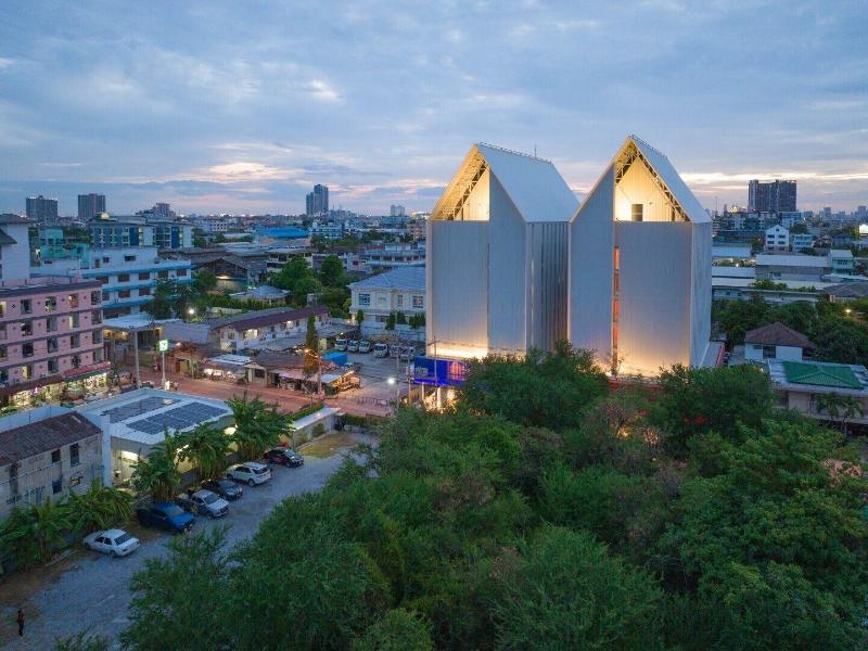 Blue Hippo Hotel - Genel