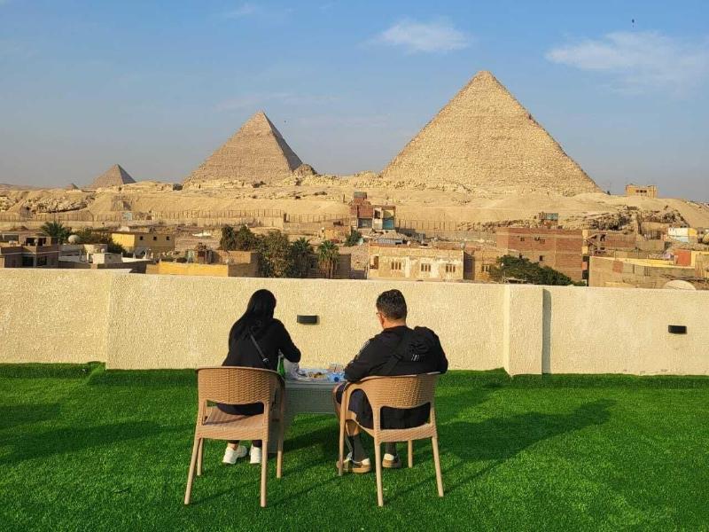 Alibaba Pyramids View - Genel