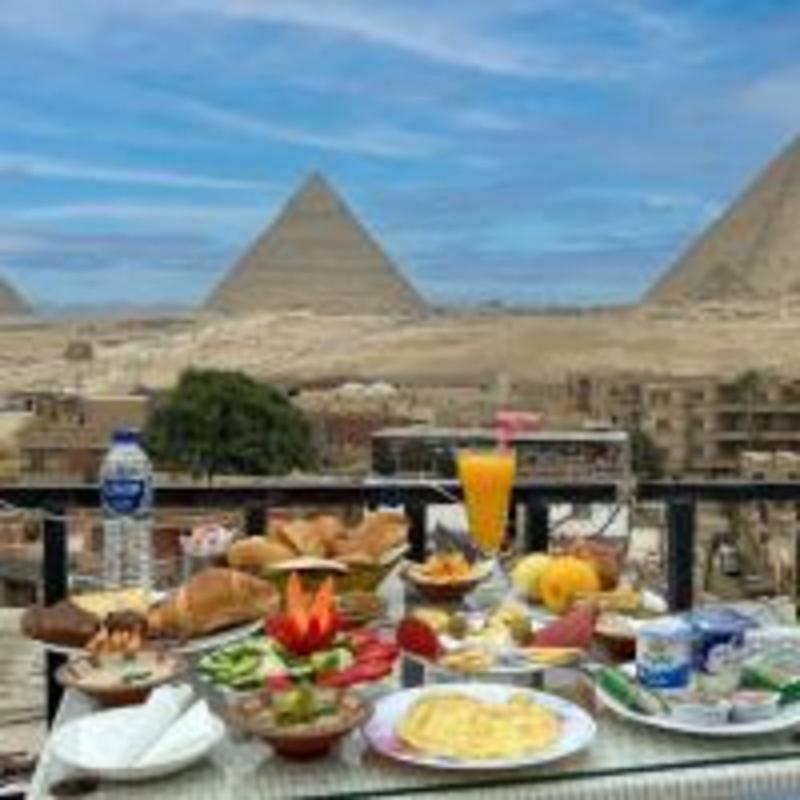 Golden Pyramids View Inn - Genel
