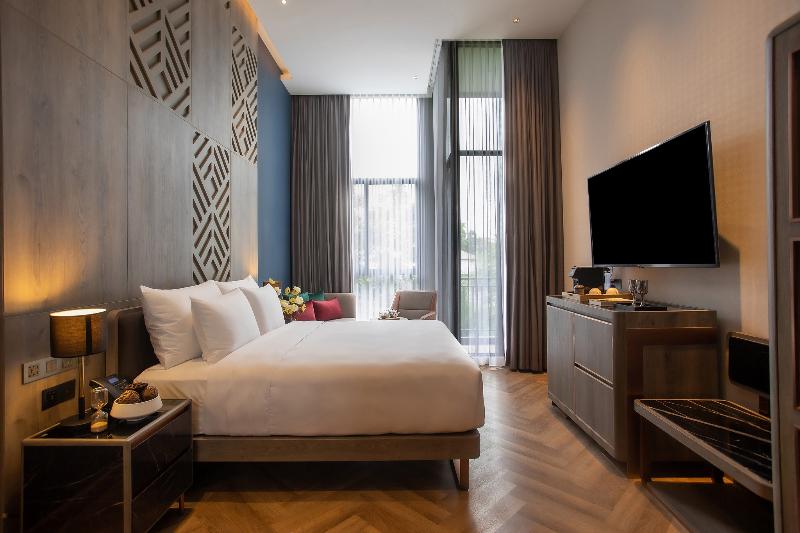 Ten Six Hundred Chao Phraya Bangkok By Preference - Oda