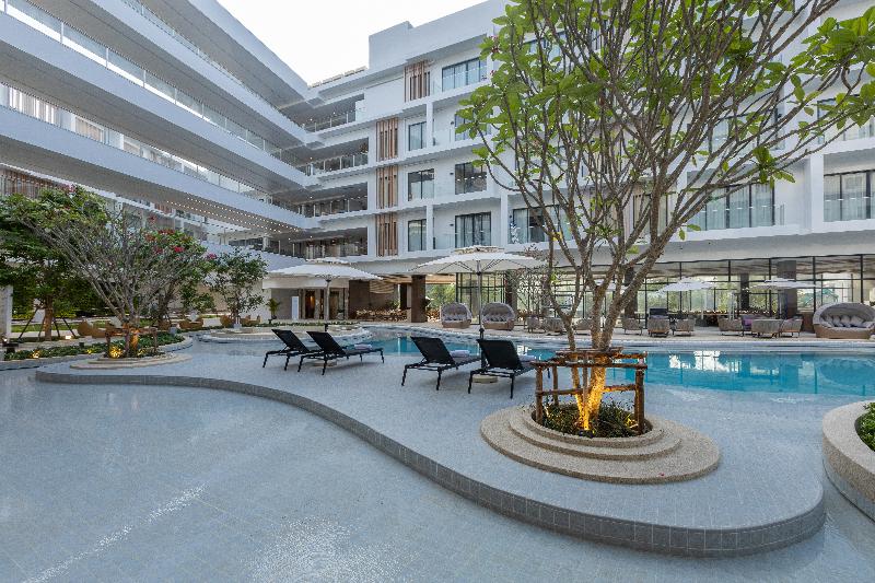 Laya Resort Phuket Island - Havuz