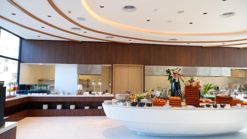 Laya Resort Phuket Island - Restoran