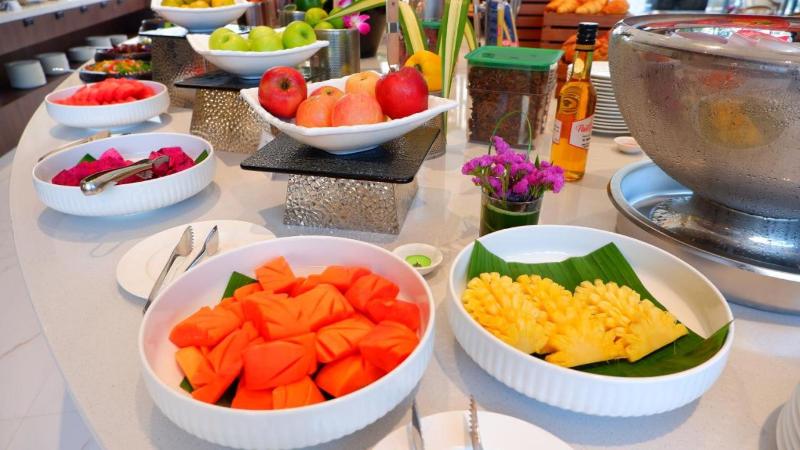 Laya Resort Phuket Island - Restoran
