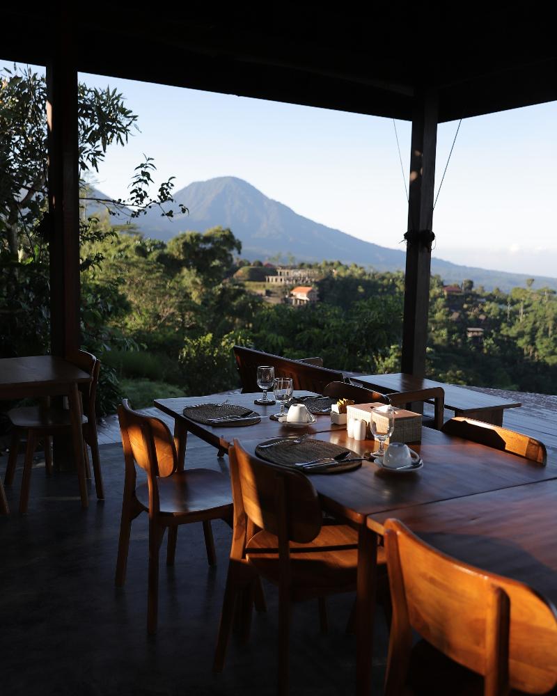 Munduk Tentrem Resort - Restoran
