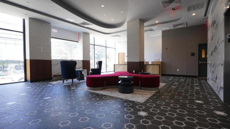 DoubleTree by Hilton Long Island City, NY - Lobi