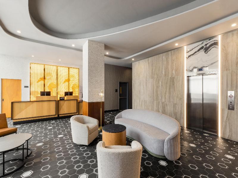DoubleTree by Hilton Long Island City, NY - Lobi