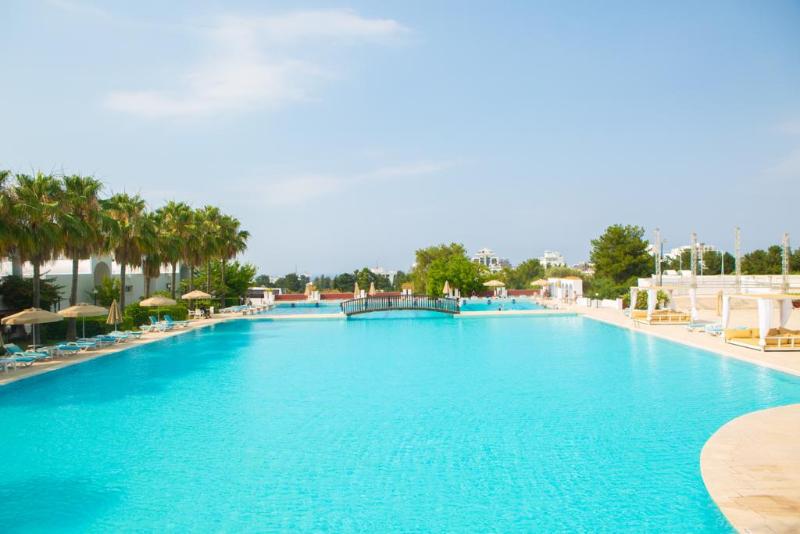 Uptown Buyuk Anadolu Girne - Havuz