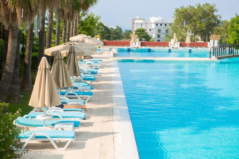 Uptown Buyuk Anadolu Girne - Havuz