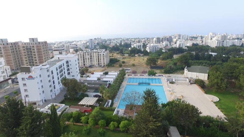 Uptown Buyuk Anadolu Girne - Havuz