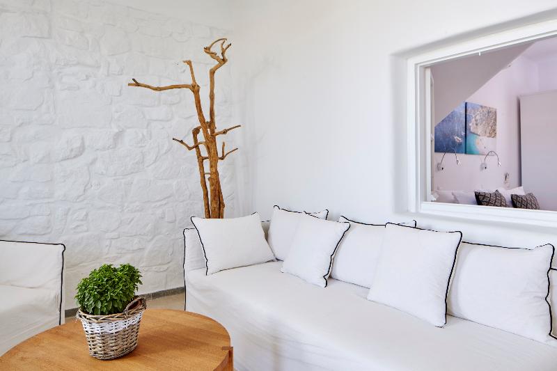 Hippie Chic Mykonos - Oda