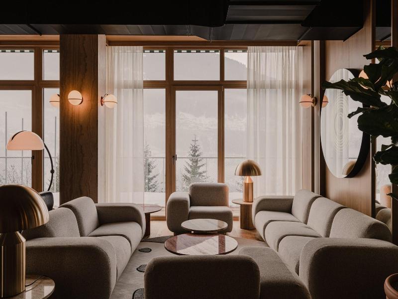 The Comodo Bad Gastein A Member Of Design Hotels - Lobi