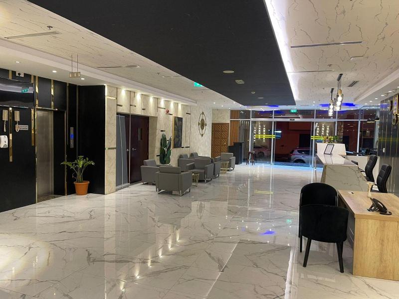 Raha Grand Hotel - Lobi
