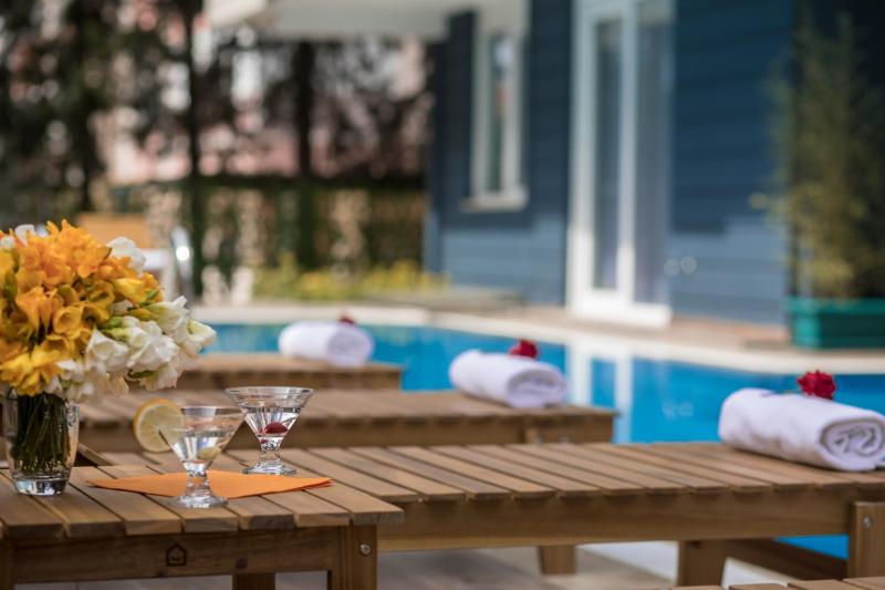 Elanis Suites Hotel - Genel