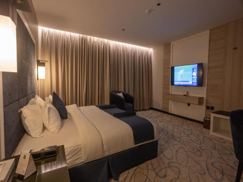 Skyline Hotel & Suites - Oda