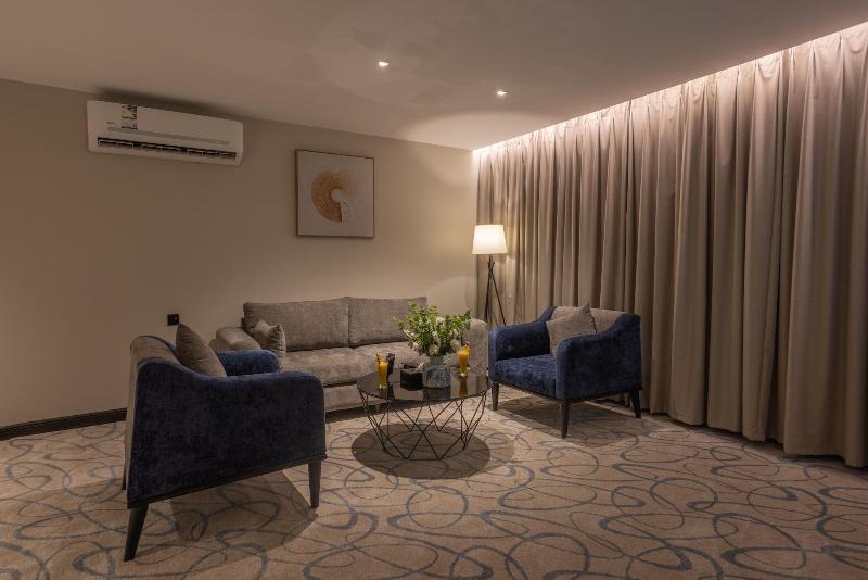 Skyline Hotel & Suites - Oda