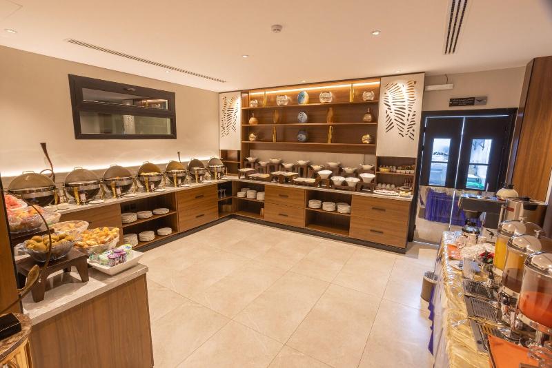Skyline Hotel & Suites - Restoran