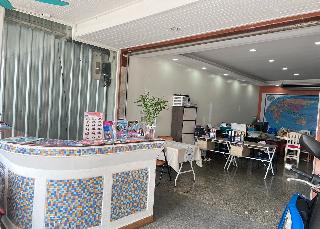 One World One Home Patong 1 fotoÄŸrafÄ±