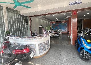 One World One Home Patong 1 fotoÄŸrafÄ±