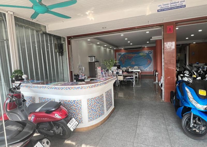 One World One Home Patong 1 - Lobi