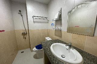 One World One Home Patong 1 fotoÄŸrafÄ±