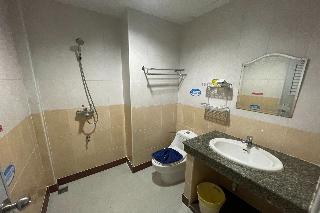 One World One Home Patong 1 fotoÄŸrafÄ±