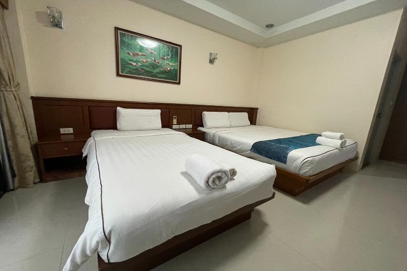 One World One Home Patong 1 - Oda