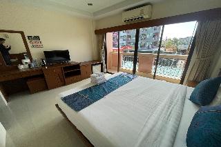 One World One Home Patong 1 fotoÄŸrafÄ±